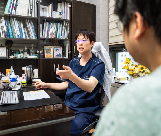 대장내시경 전 음식 헷갈린다면? 검사 3일 전부터 이렇게 준비하세요 안내 이미지